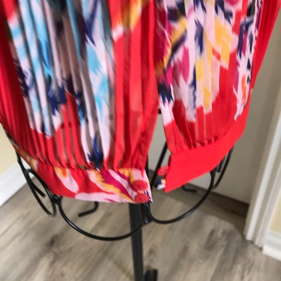 HOST PICK! Free People Flowy & Floral Top w/pleating Super Sexy Size Small - Picture 7 of 10